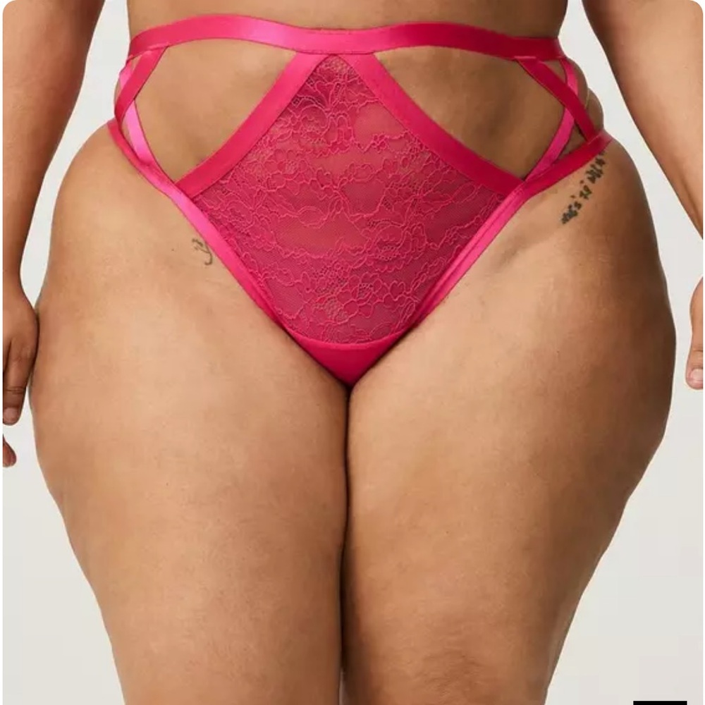 NWT Torrid Pink Lace Strappy Thong Lingerie
